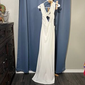 Lulu's White Formal Cross Back Dress Size Large